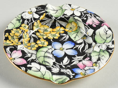 Spring Glory Black 4" Ashtray