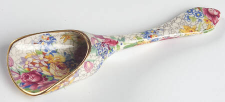 Spring (Rose Floral Chintz) Nut Scoop