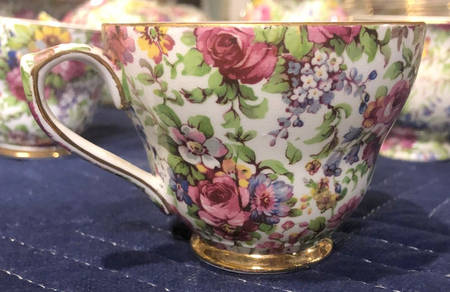Summertime (Pre 1960, Cream Background, Gold Trim) Footed Cup