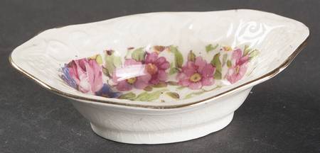 Summertime (Pre 1960, Cream Background, Gold Trim) Individual Nut Dish