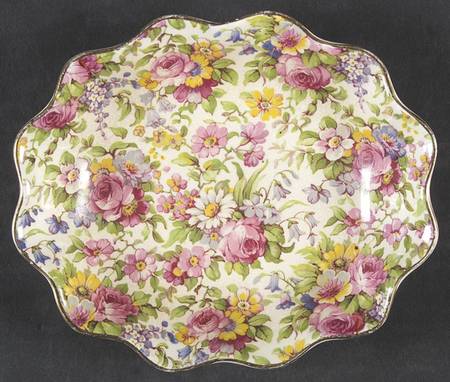 Summertime (Pre 1960, Cream Background, Gold Trim) 6" Oval Sweet Meat Dish
