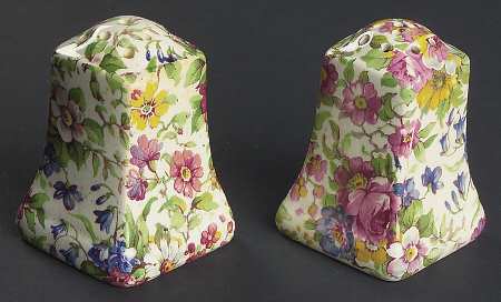 Summertime (Pre 1960, Cream Background, Gold Trim) Fife Salt & Pepper Set