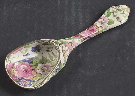 Summertime (Pre 1960, Cream Background, Gold Trim) Nut Scoop
