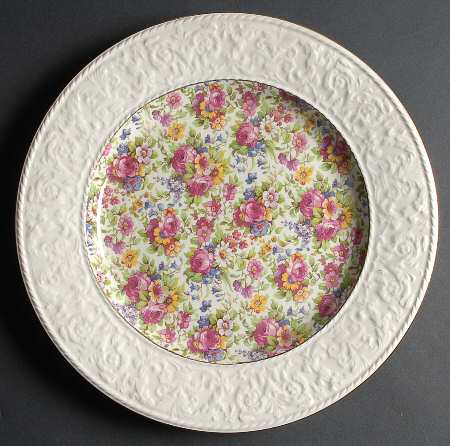 Summertime (Pre 1960, Cream Background, Gold Trim) Dinner Plate wWedgwood Border