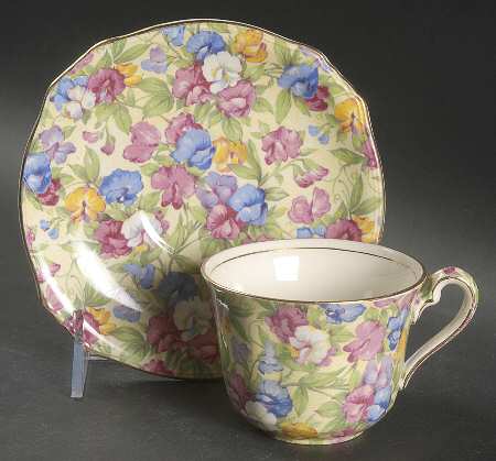 Sweet Pea Flat Cup & Saucer Set