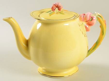 Tiger Lily Yellow Teapot & Lid by Royal Winton