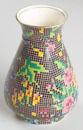 Victorian 3" Bud Vase