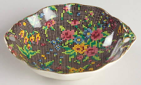 Victorian 5" Round Nut Dish