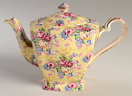 Welbeck (Older) Ascot Teapot & Lid