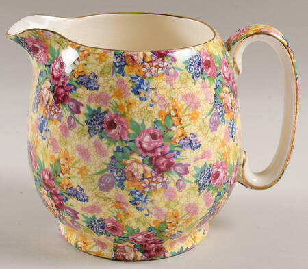 Welbeck (Older) 32 Oz Jug