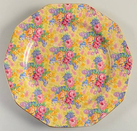 Welbeck (Older) Octagonal Luncheon Plate
