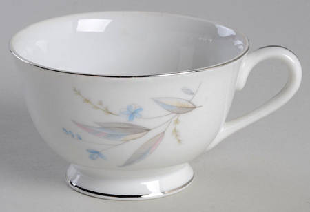 Caroline Footed Cup