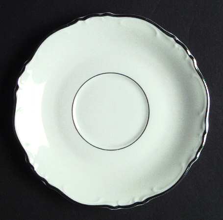 Lady Royal Saucer