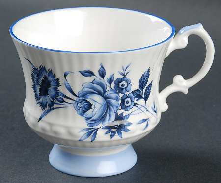 R2C1 Footed Cup