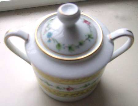 St. Cloud Yellow Sugar Bowl & Lid