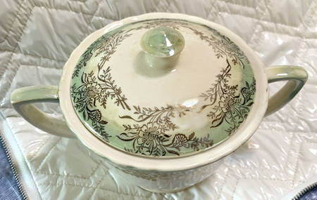 1036 Sugar Bowl & Lid