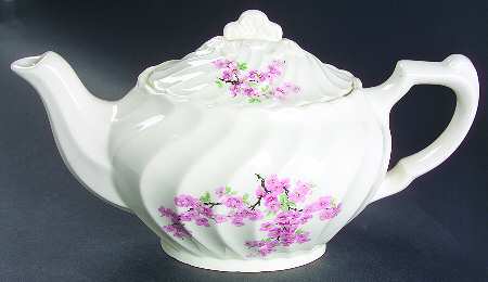 Apple Blossom Pink Teapot & Lid