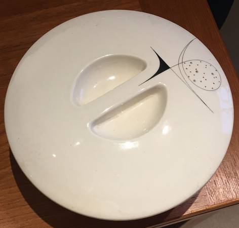 Aria Round Covered Vegetable