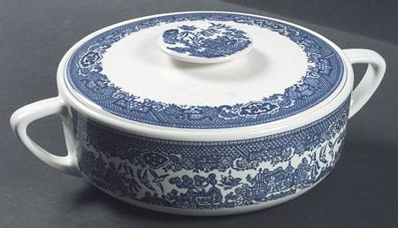 Blue Willow Round Covered Vegetable