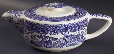 Blue Willow Teapot & Lid