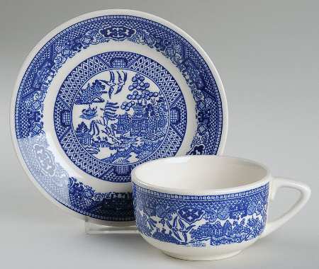 Blue Willow Flat Cup & Saucer Set