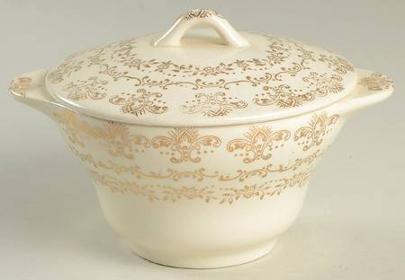 Claremore Sugar Bowl & Lid
