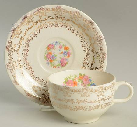 Claremore Flat Cup & Saucer Set
