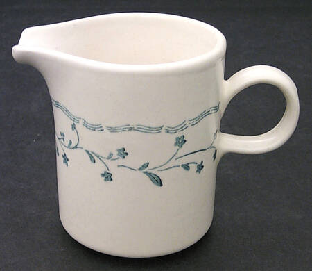 Country Charm Blue Creamer