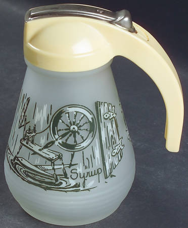 Colonial Homestead Green Glassware Syrup with Plastic Lid
