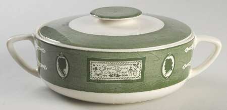 Colonial Homestead Green Round Covered Vegetable