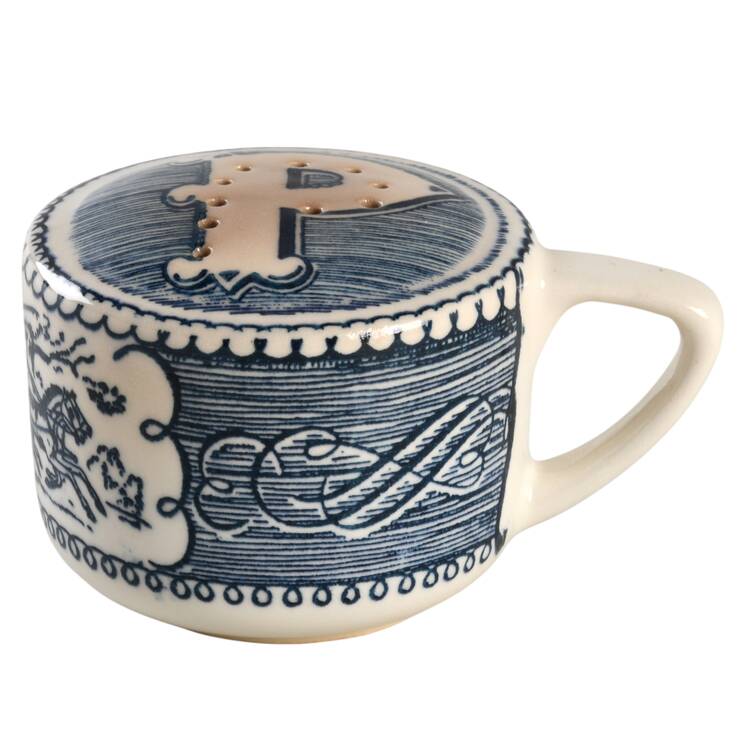 Currier and Ives Blue Pepper Shaker
