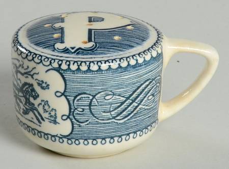 Currier and Ives Blue Pepper Shaker