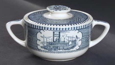 Currier and Ives Blue Sugar Bowl & Lid by Royal (USA)