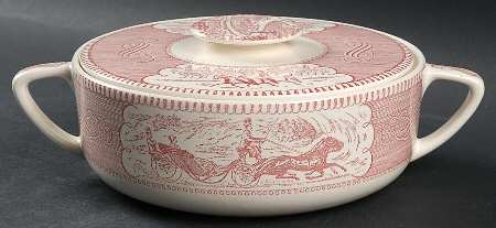 Currier and Ives Pink 1.25 Qt Round Covered Casserole