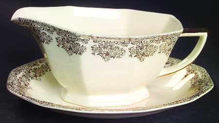 Duane Gravy Boat & Underplate/Relish