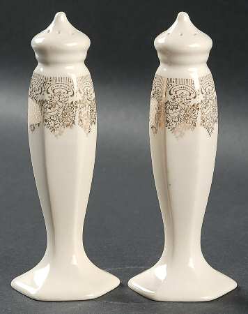 Duane Salt & Pepper Set