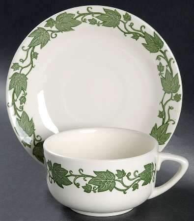 English Ivy (Rim) Flat Cup & Saucer Set