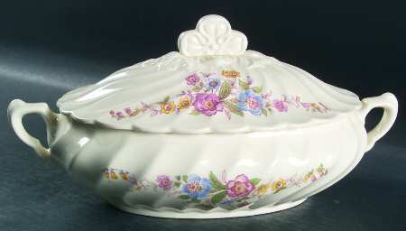 Gilda Oval Covered Vegetable