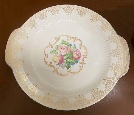 Glendale Handled Cake Plate