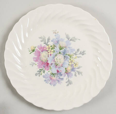 Honey Lee (No Trim) Luncheon Plate