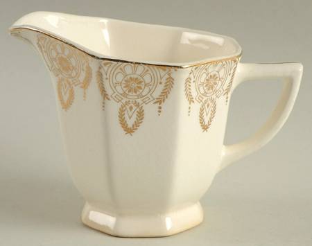 Manhattan Creamer