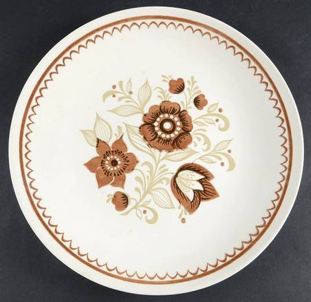 Nutmeg 11" Chop Plate (Round Platter)