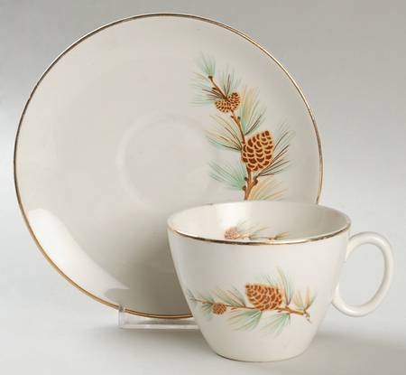 Pine Cone Flat Cup & Saucer Set