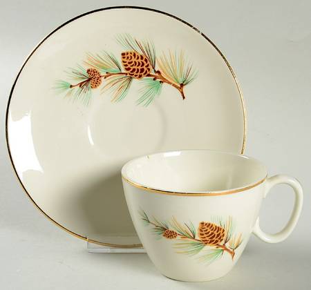 Pine Cone Flat Cup & Saucer Set