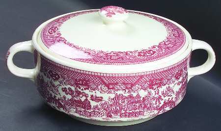 Pink Willow Round Covered Vegetable