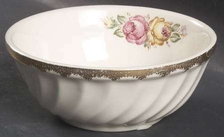 Quban Royal Cranberry Bowl