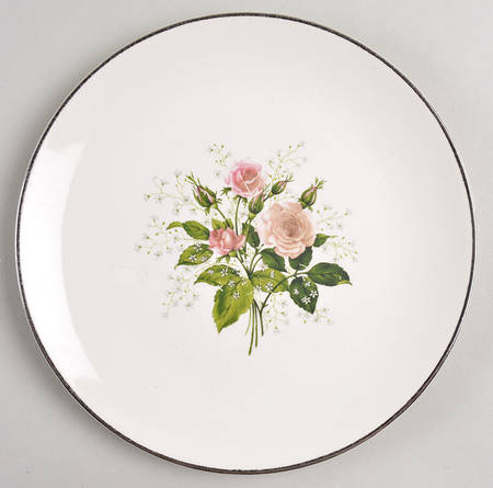 Queen's Rose Luncheon Plate
