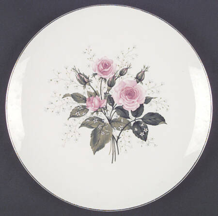 Queen's Rose Dinner Plate