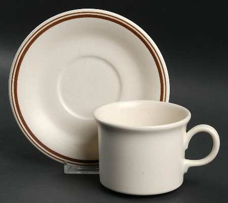 Rondo-J Flat Cup & Saucer Set