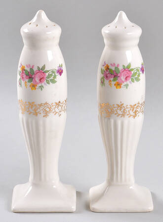 Rosebasket Salt & Pepper Set